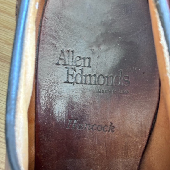 Men’s Allen Edmonds, Hancock, brown leather dress shoes, size 9 main image 4